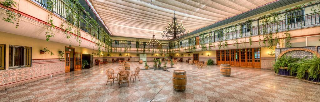 Alcalá de Guadaira Hotel Sandra מראה חיצוני תמונה