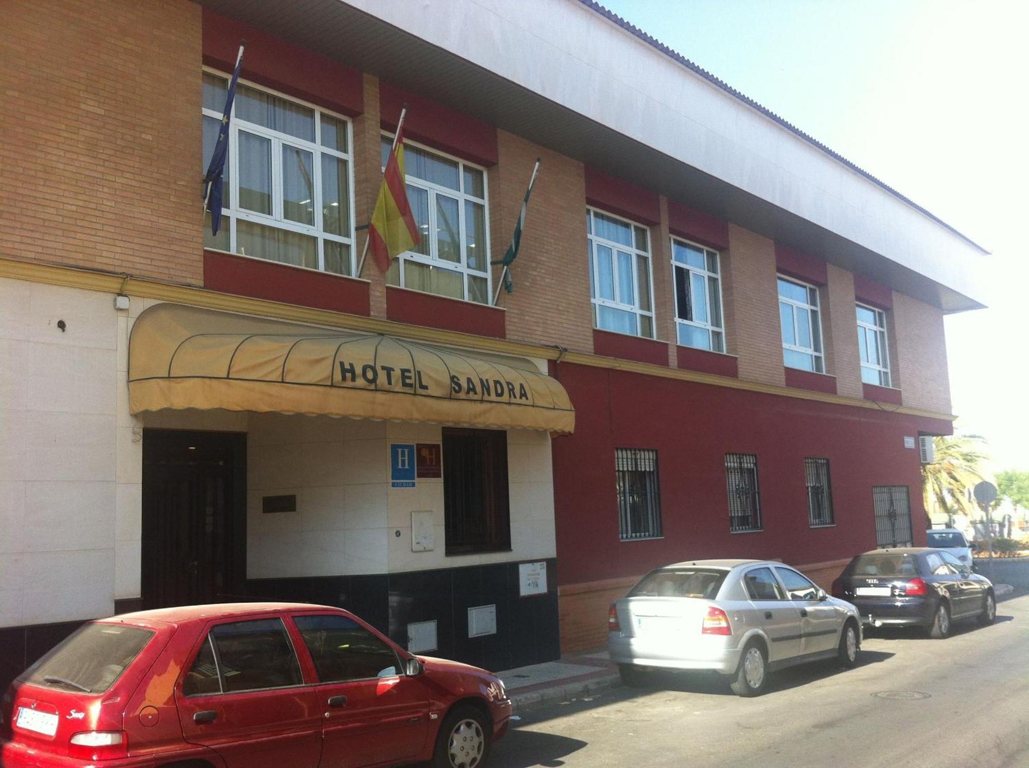 Alcalá de Guadaira Hotel Sandra מראה חיצוני תמונה