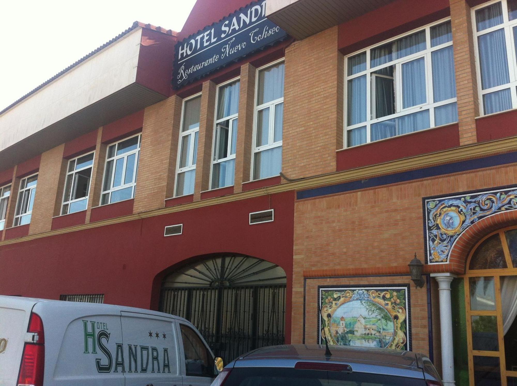 Alcalá de Guadaira Hotel Sandra מראה חיצוני תמונה