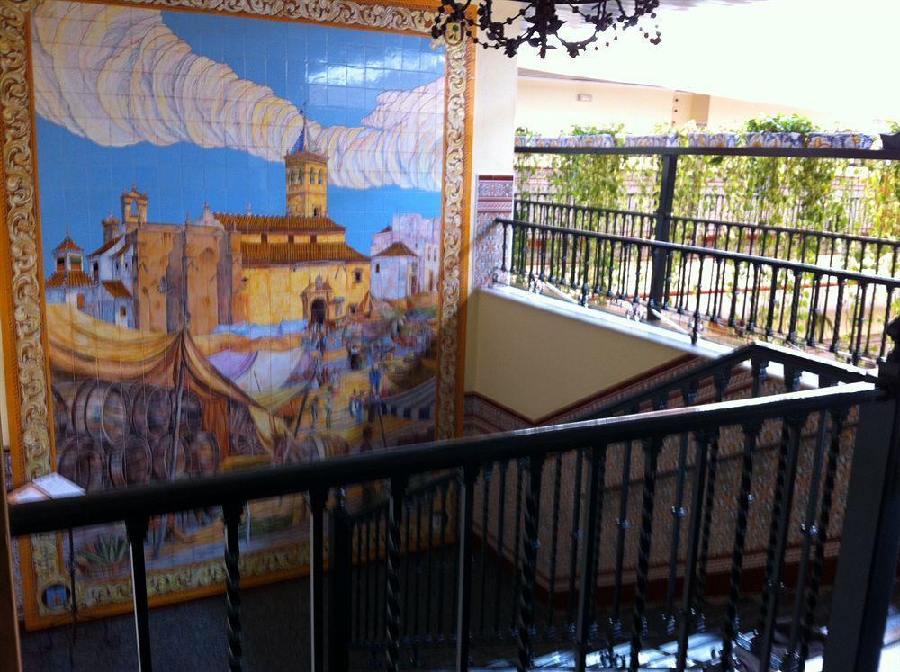 Alcalá de Guadaira Hotel Sandra מראה חיצוני תמונה